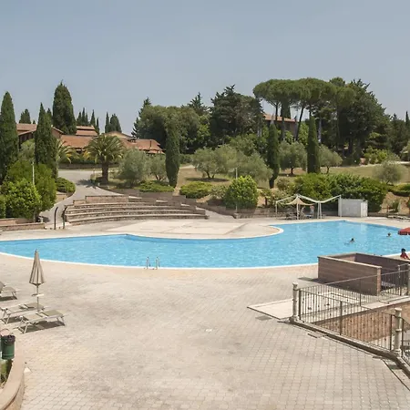 Hotiday Collection - Massa Alta Hotel 3*