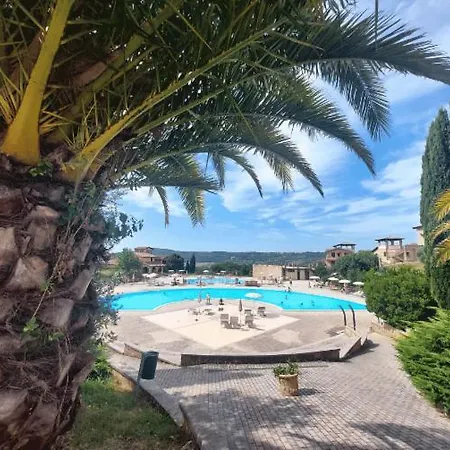 Hotel Hotiday Collection - Massa Alta Massa Marittima