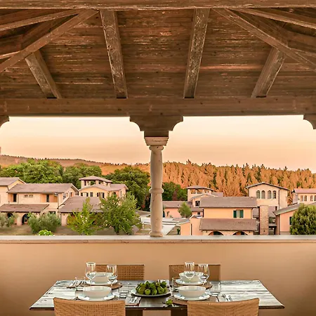 Hotiday Collection - Massa Alta Hotel 3*